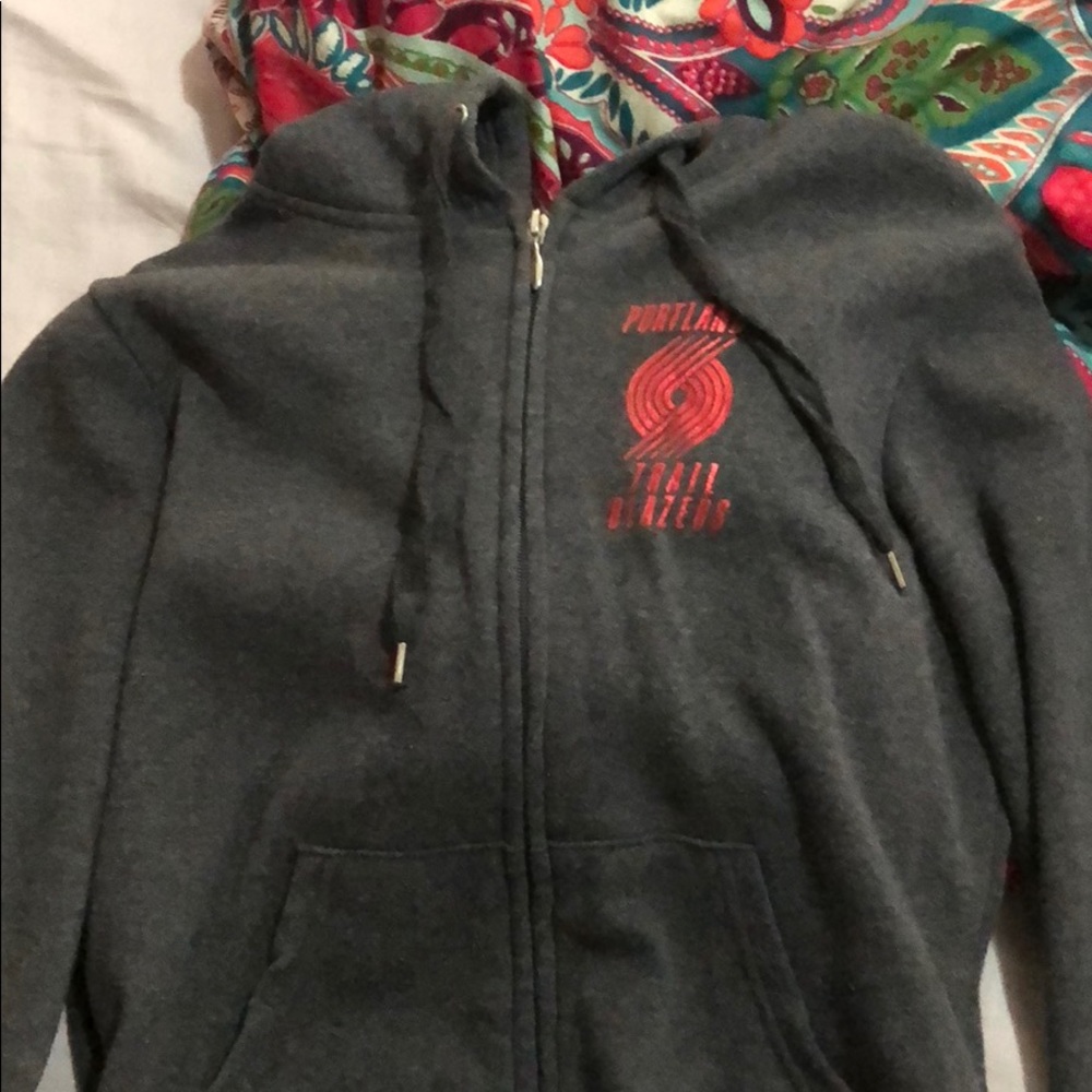 Zip up sweater